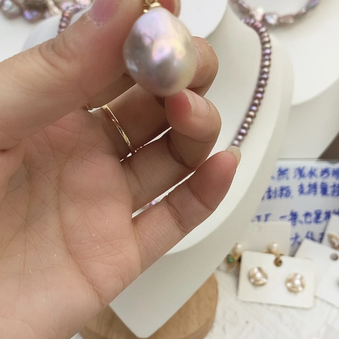 颈饰钛钢淡水珍珠