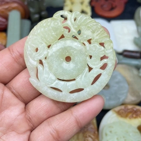 蛇纹石玉颈饰未镶嵌77