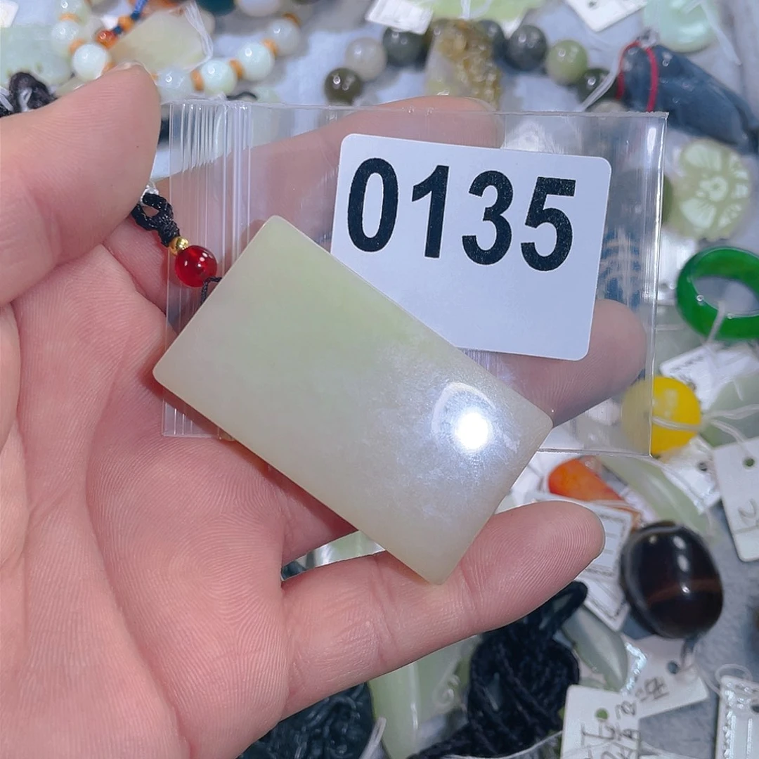 和田玉车挂未镶嵌