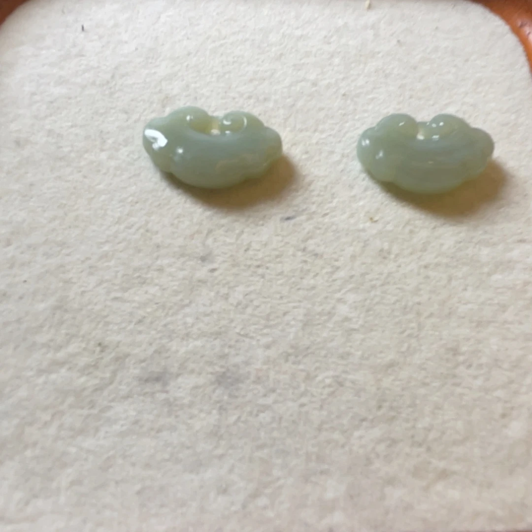 和田玉未镶嵌手链特价如意锁 2 个不退换