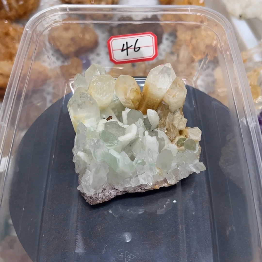 未镶嵌珠宝半成品水晶