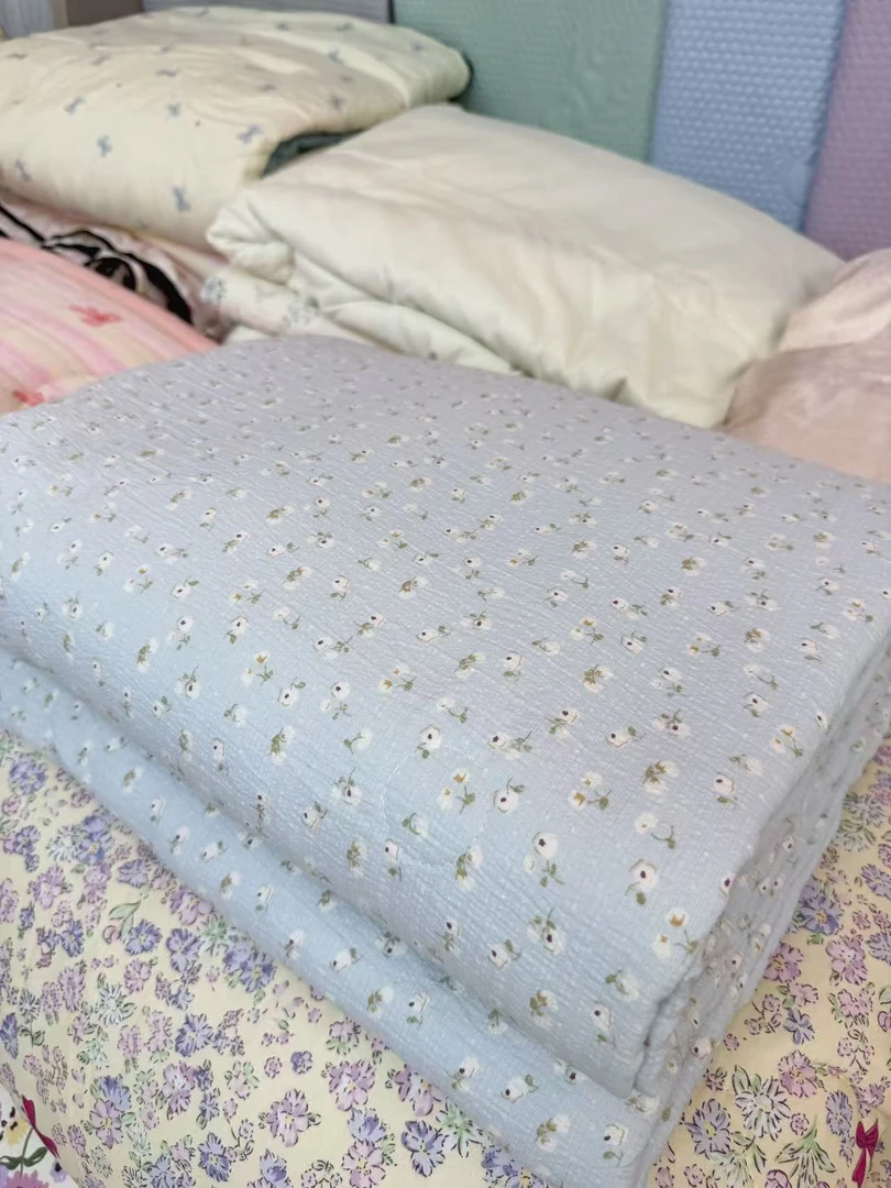 乌龙  150X200夏被 库存不多