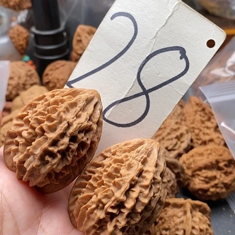 桃核吊坠37招财鼠核桃