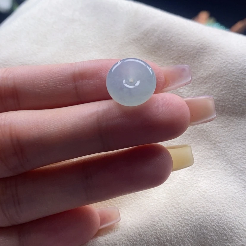 【闪购商品】翡翠颈饰未镶嵌冰扣子
