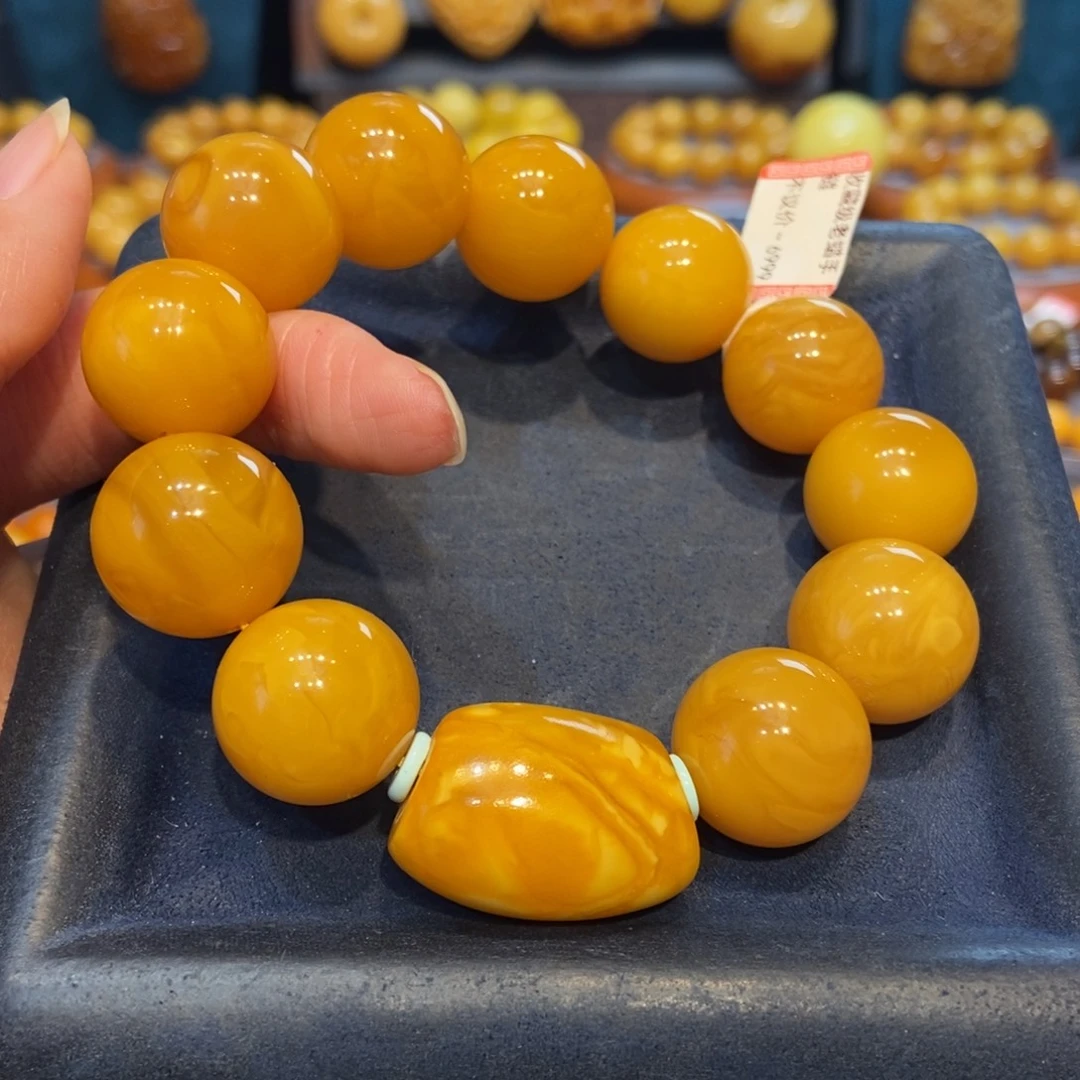 琥珀未镶嵌手链蜜蜡