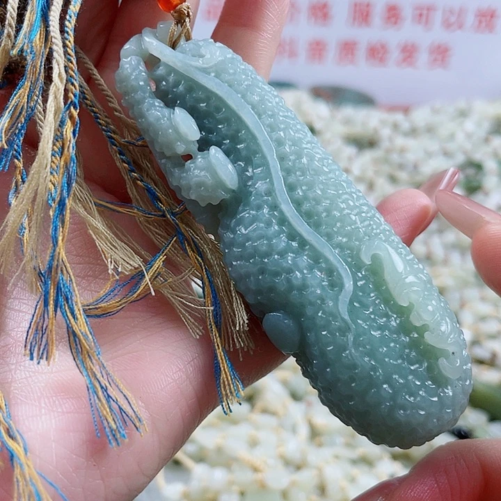 未镶嵌和田玉挂件