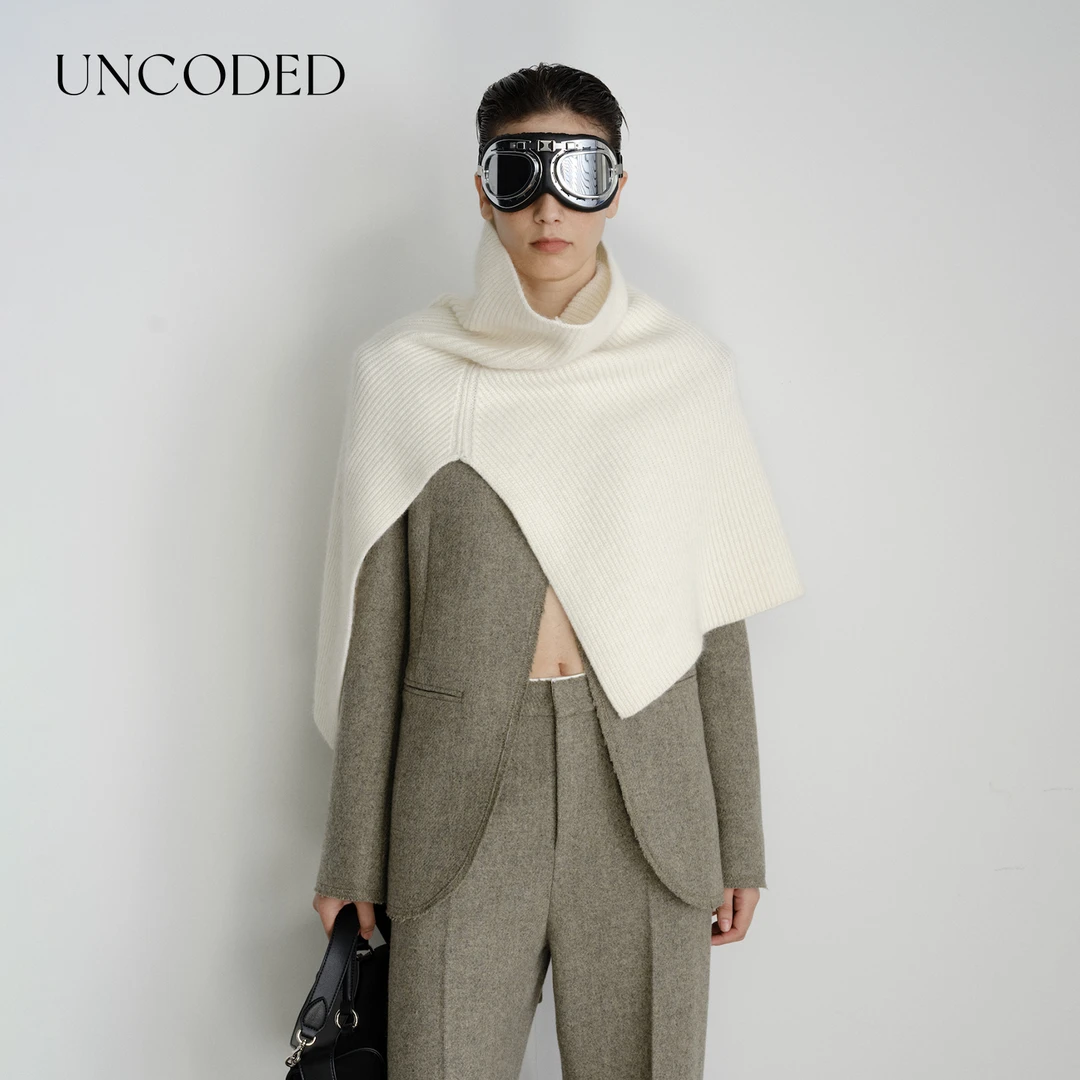 UNCODED白色绵羊毛混纺针织披肩简约宽松上衣外搭H廓形KWFW2P048.