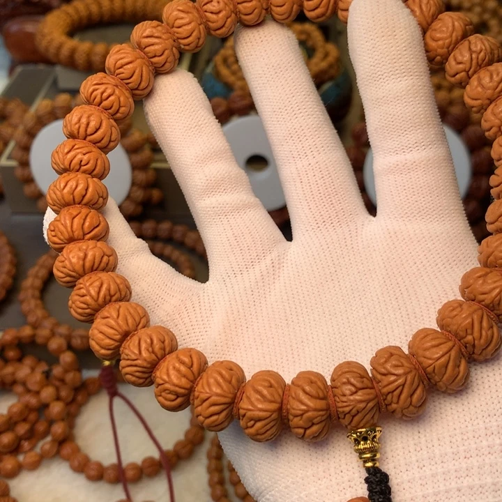 不***语桃核手串秦岭龙纹