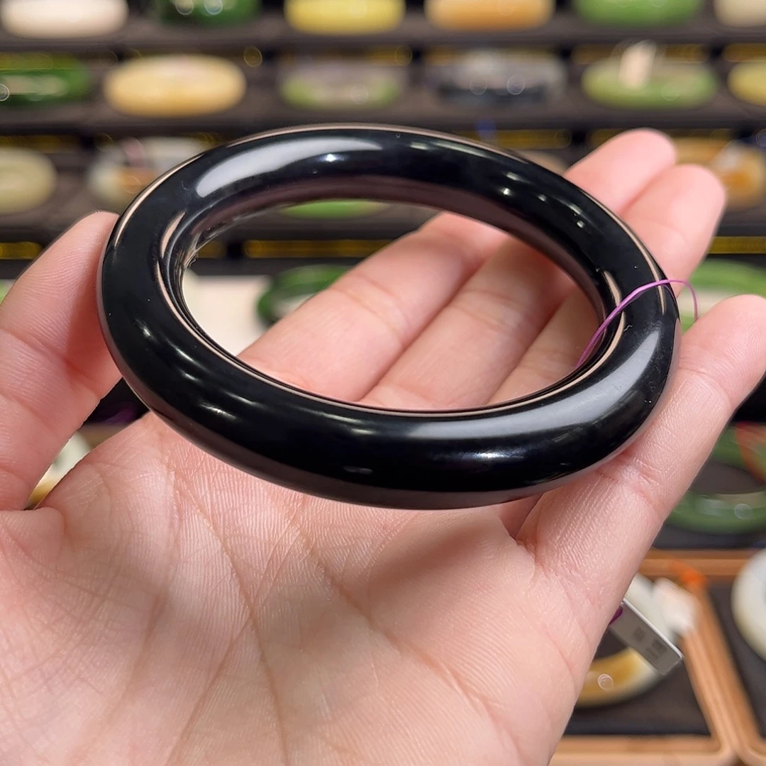 和田玉未镶嵌手镯高级 帝王紫满色