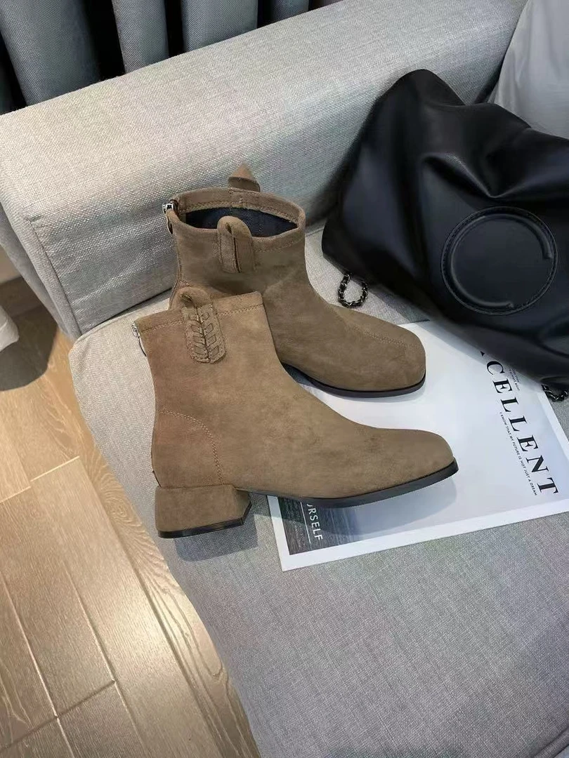 【保国女鞋】粗跟软底薄绒韩版冬季瘦瘦靴（019）