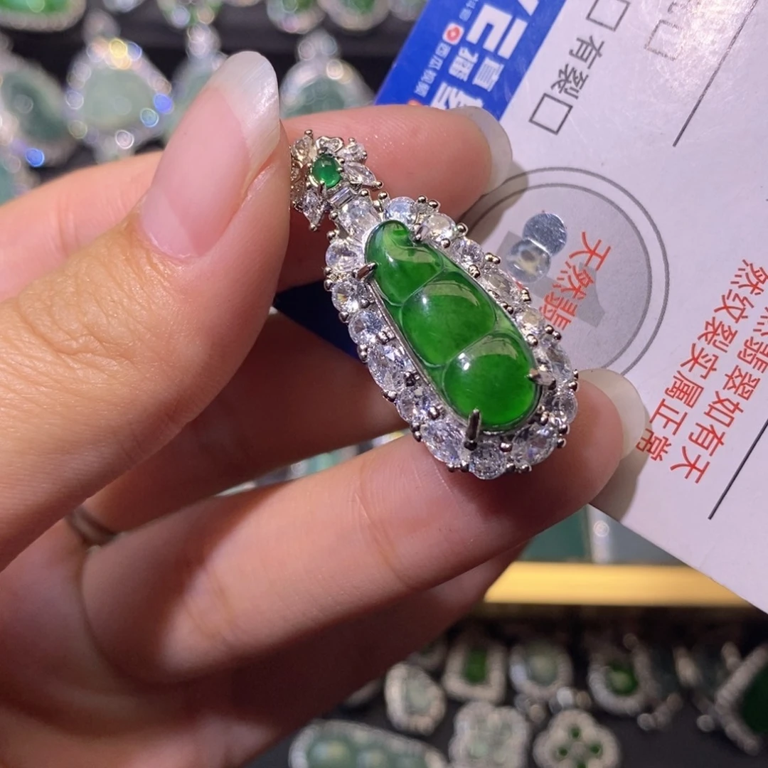 翡翠未镶嵌颈饰天然