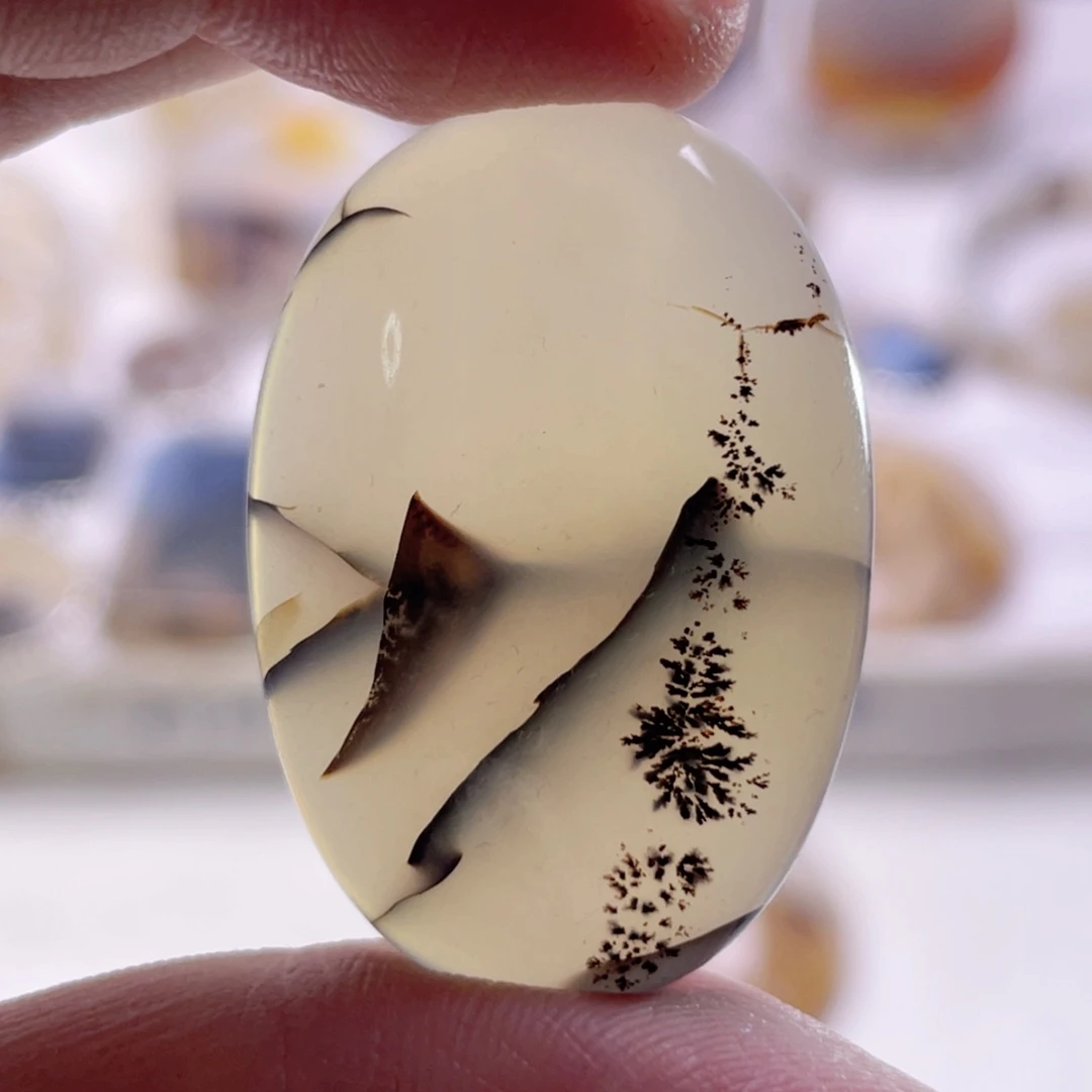 玛瑙/玉髓未镶嵌珠宝奇石