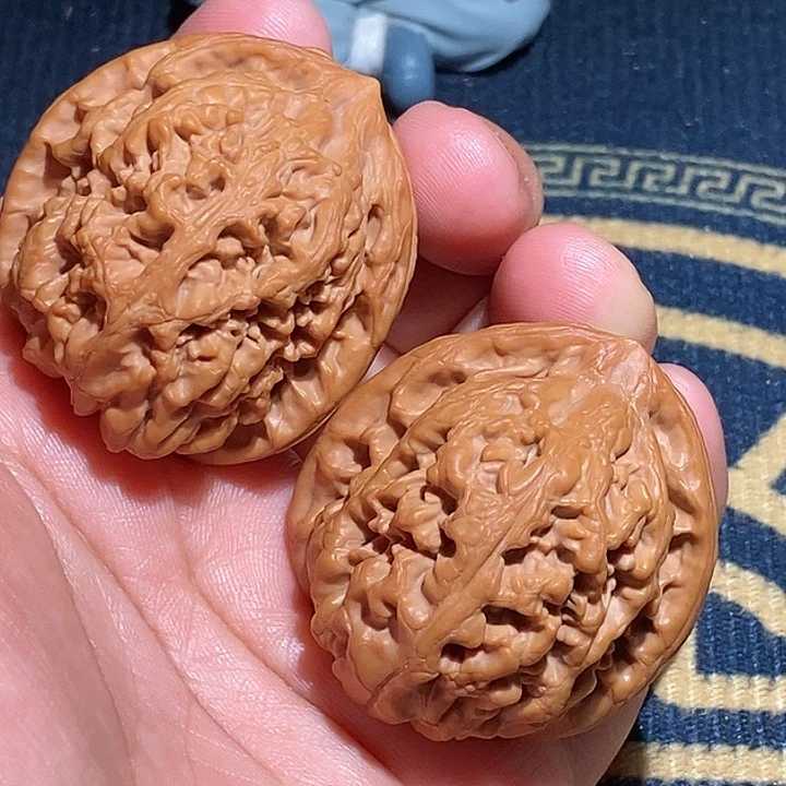 【闪购商品】文玩核桃吊坠中*人凤凰台