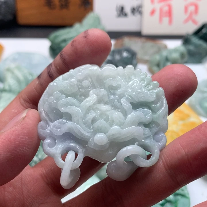 翡翠未镶嵌颈饰保真天然a货翡翠