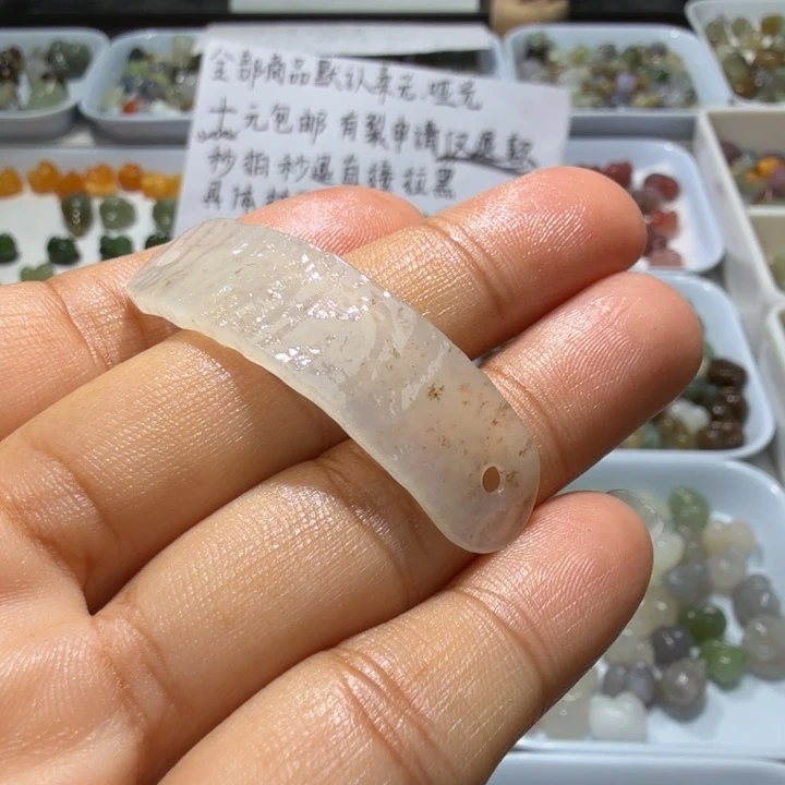 和田玉未镶嵌珠宝奇石