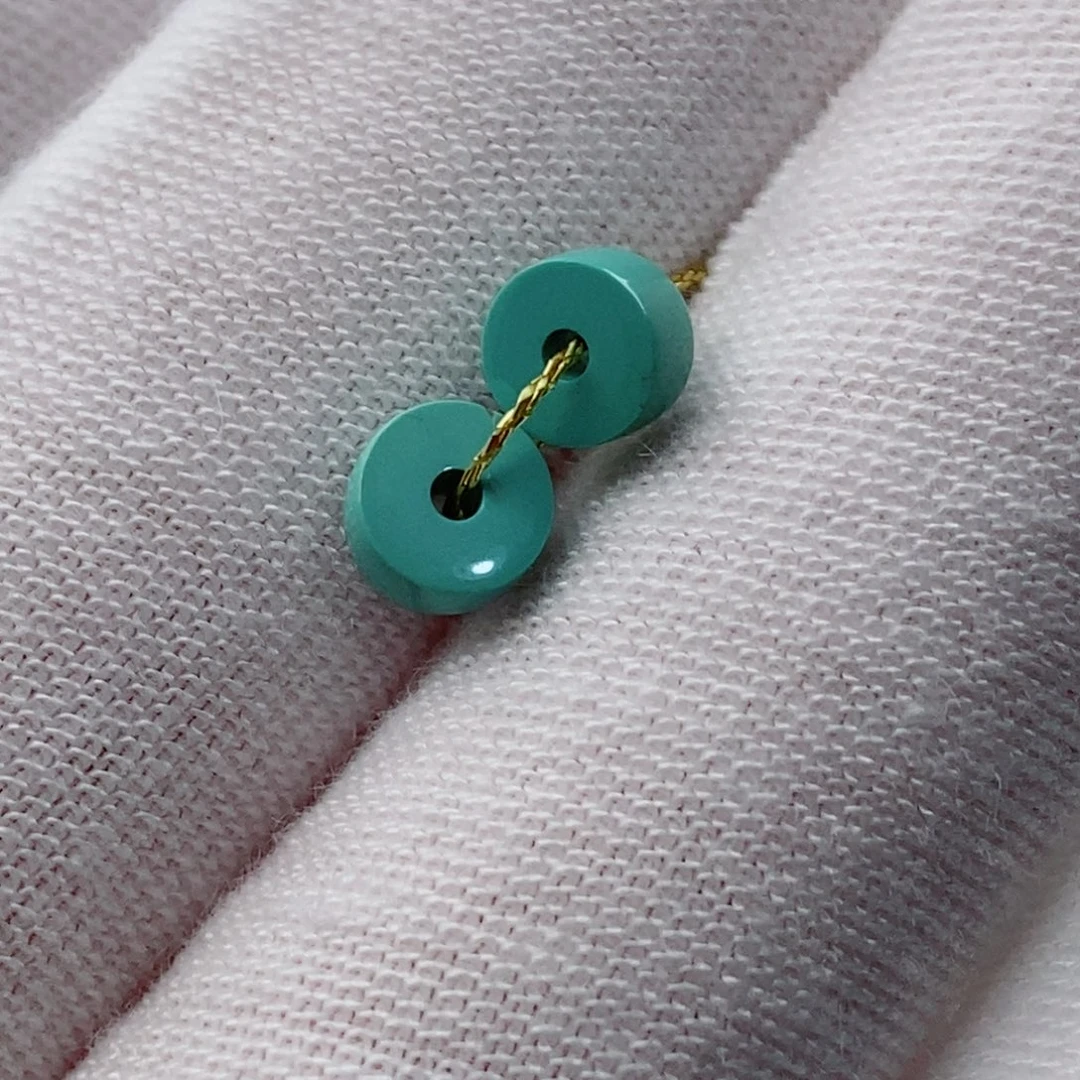 绿松石配饰未镶嵌