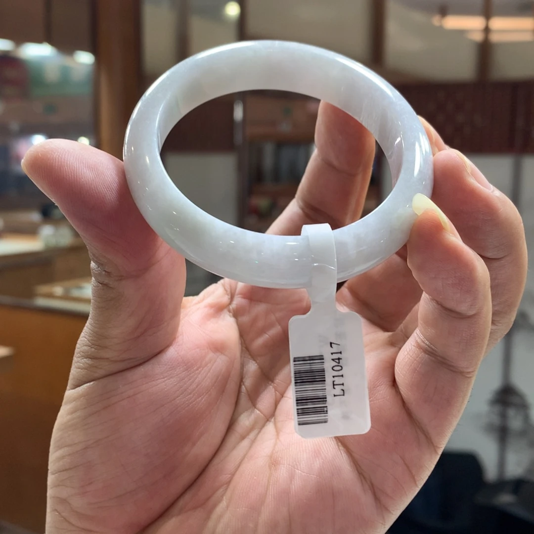 依***诺翡翠未镶嵌手镯正54