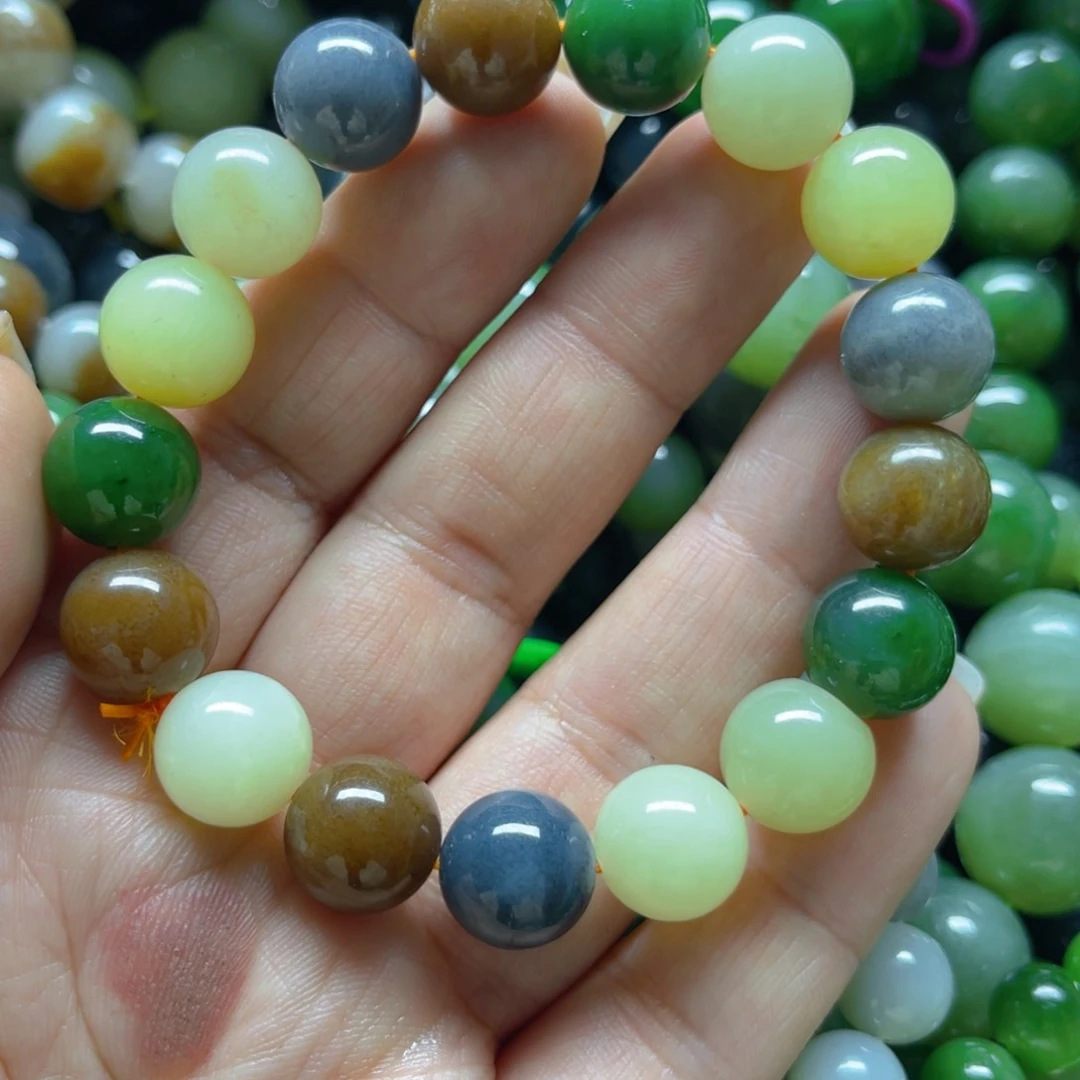 和田玉手链未镶嵌多样性