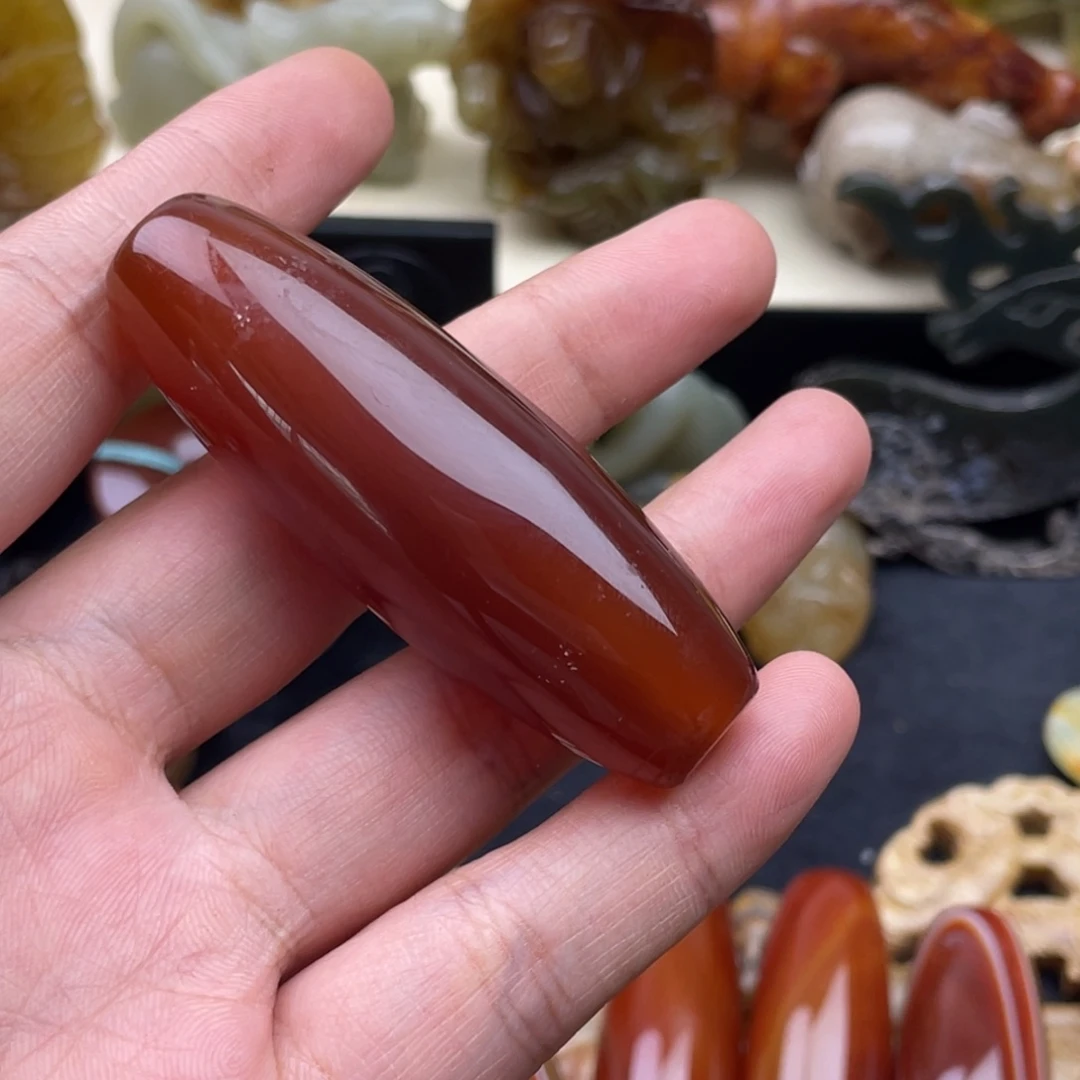 广***哥玛瑙/玉髓颈饰未镶嵌