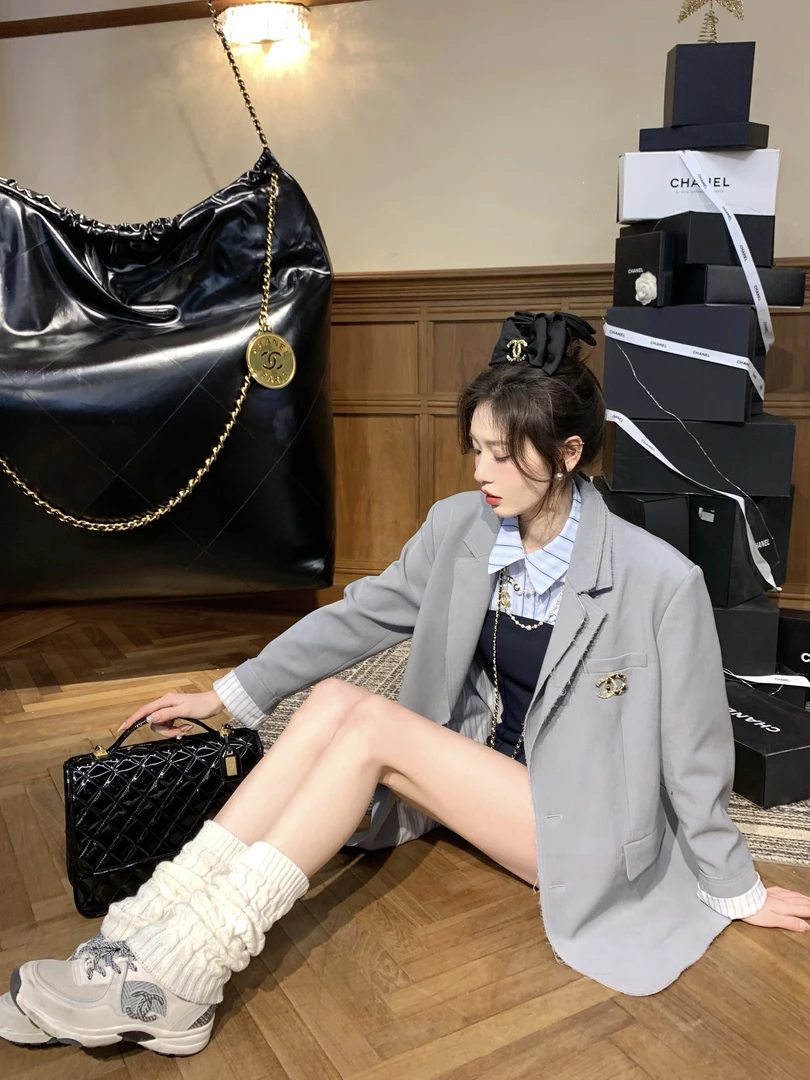 清 八盖pinky piggy Seoul限定双层领毛须灰西装外套女宽松上衣