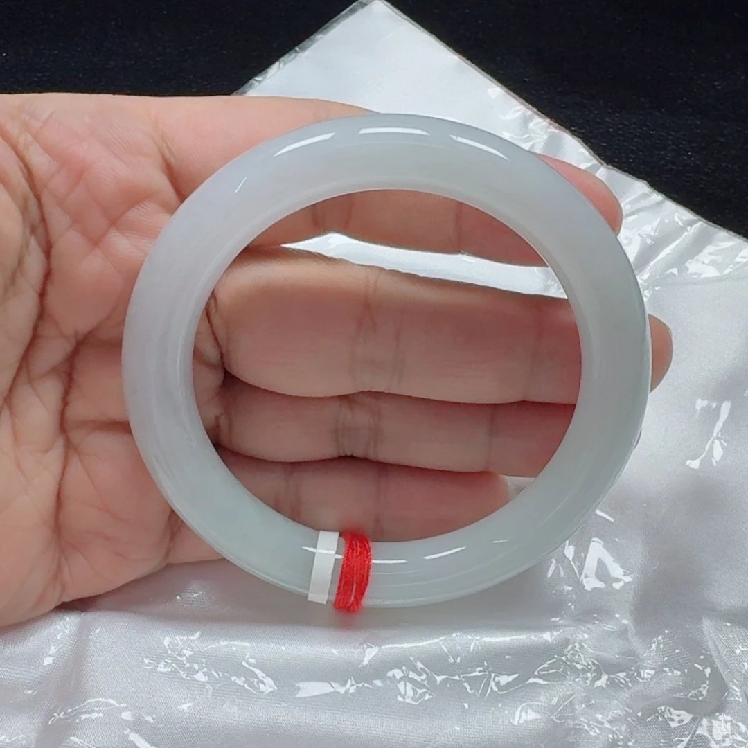 翡翠未镶嵌手镯5657