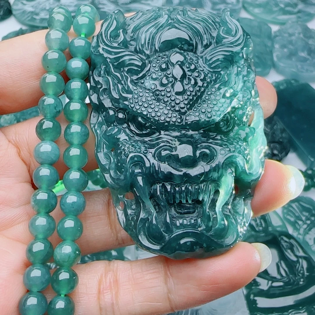 网***生翡翠未镶嵌颈饰多样性发货天然的A货翡翠