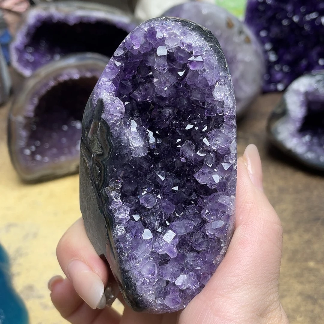 未镶嵌大型摆件（非配饰）紫晶