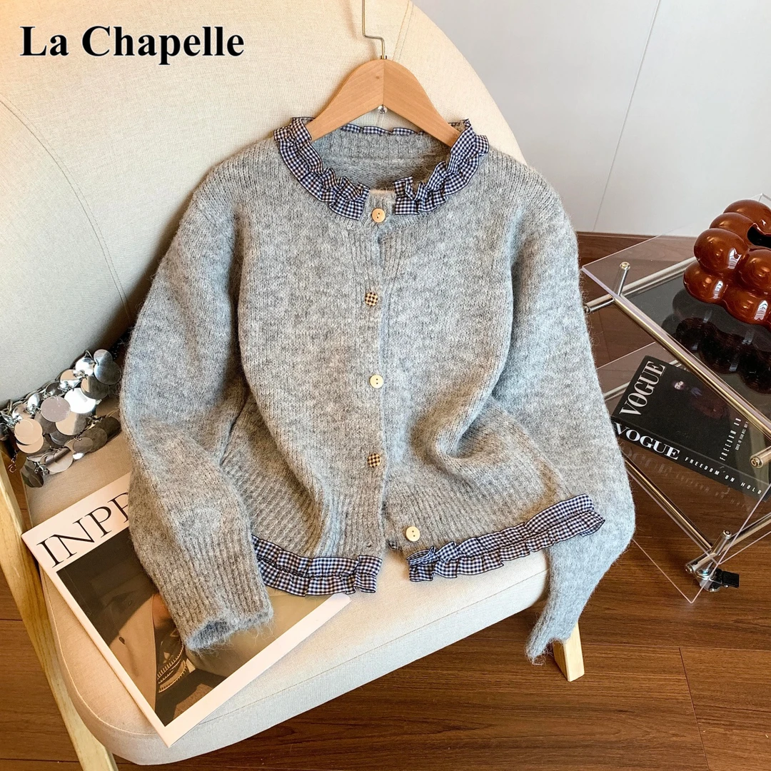 拉夏贝尔灰色圆领毛衣外套女秋冬新款格雷系木耳边针织开衫短上衣