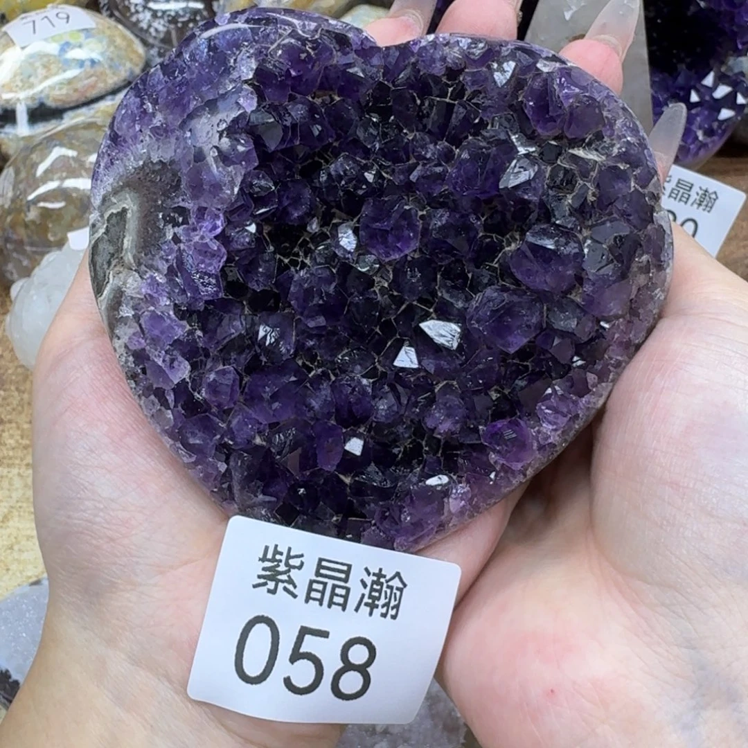玛瑙/玉髓未镶嵌珠宝奇石