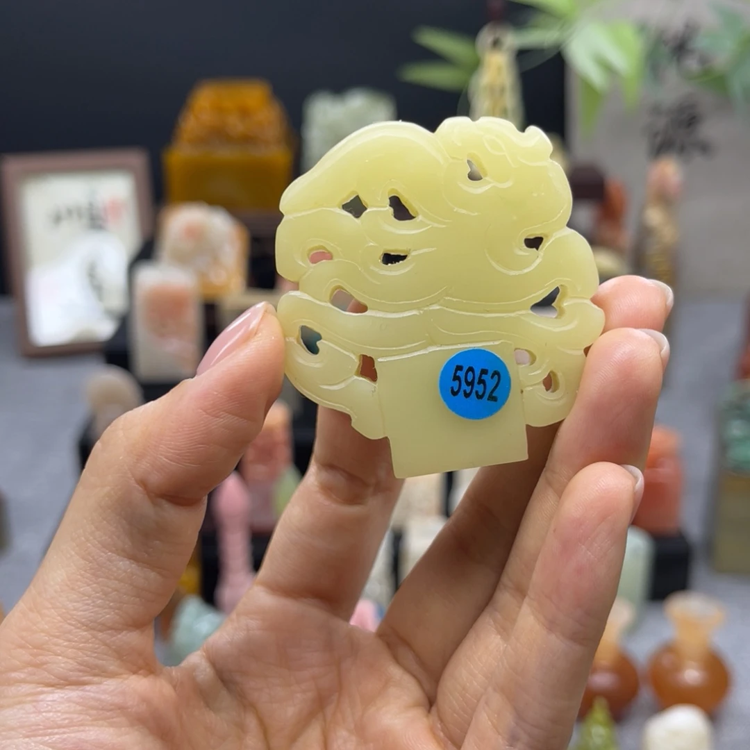 印石寿山石5952。