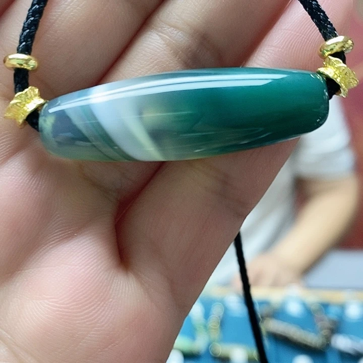 玛瑙/玉髓颈饰合金