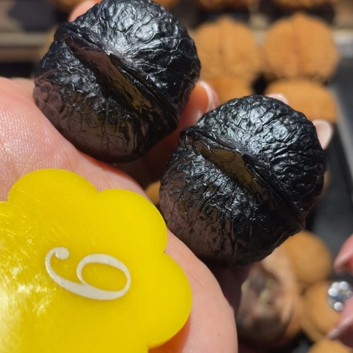 地闷龙珠核桃尺寸34