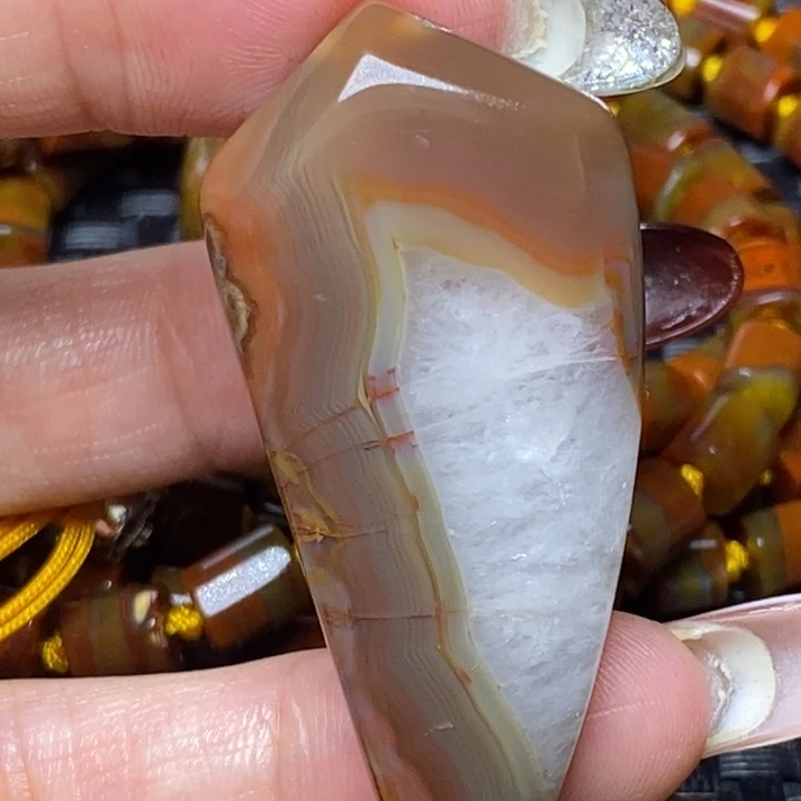 玛瑙/玉髓颈饰未镶嵌