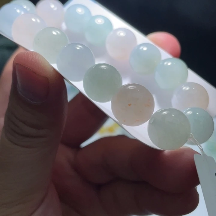 定制翡翠未镶嵌翡翠卡12+