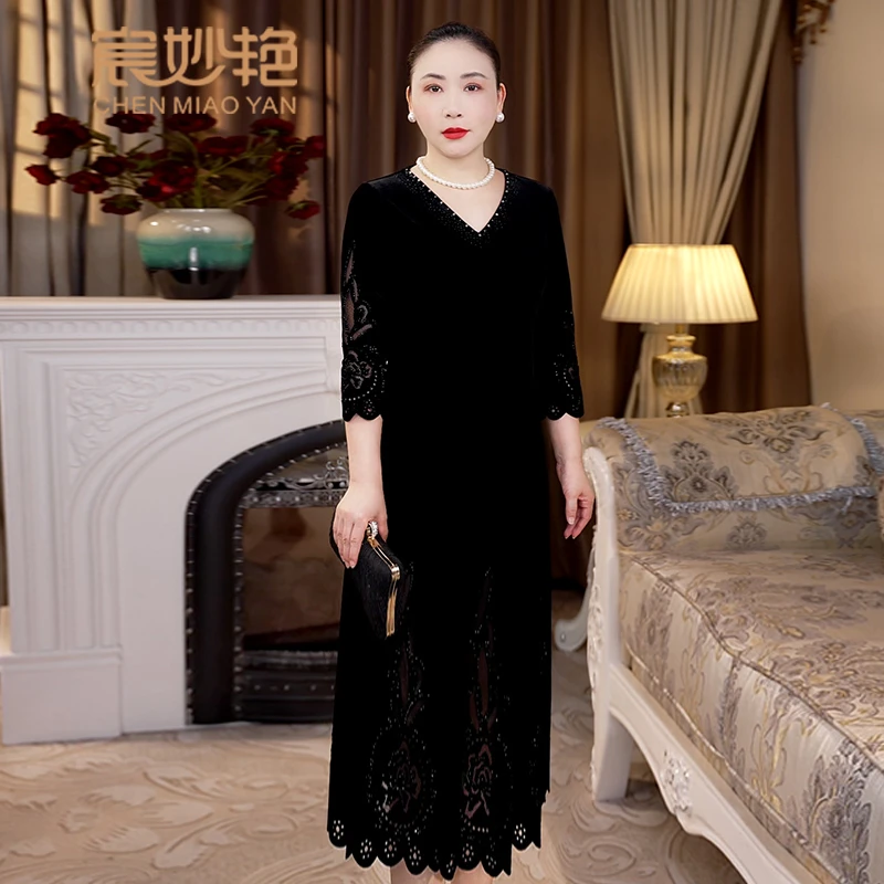 精致V领修身显瘦A摆丝绒复古裙子高贵优雅气质洋气大码长款连衣裙