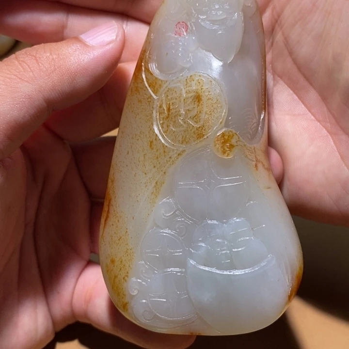 健***下和田玉未镶嵌颈饰