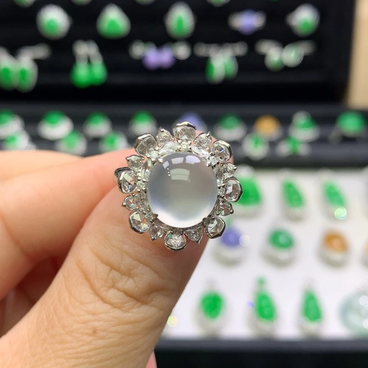 翡翠18K金镶嵌吊坠(不含链)p*?