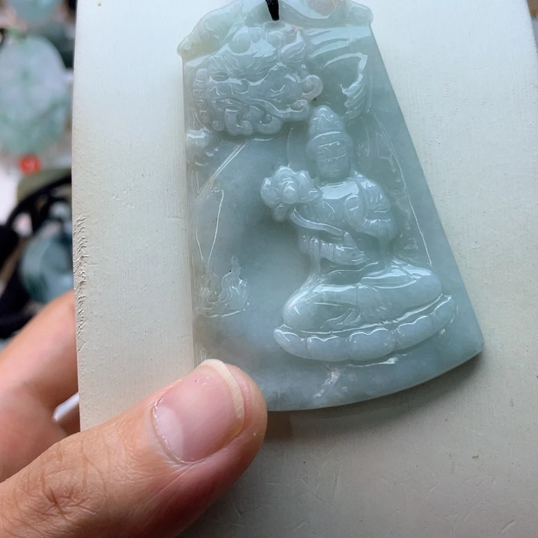 【闪购商品】翡翠未镶嵌颈饰文殊菩萨