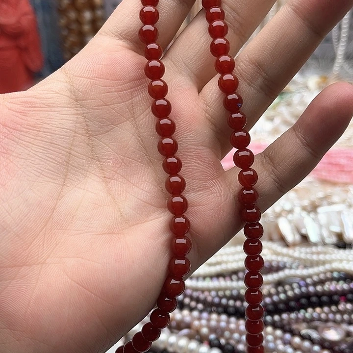 未镶嵌玛瑙/玉髓珠宝半成品一条6mm左右保山南红