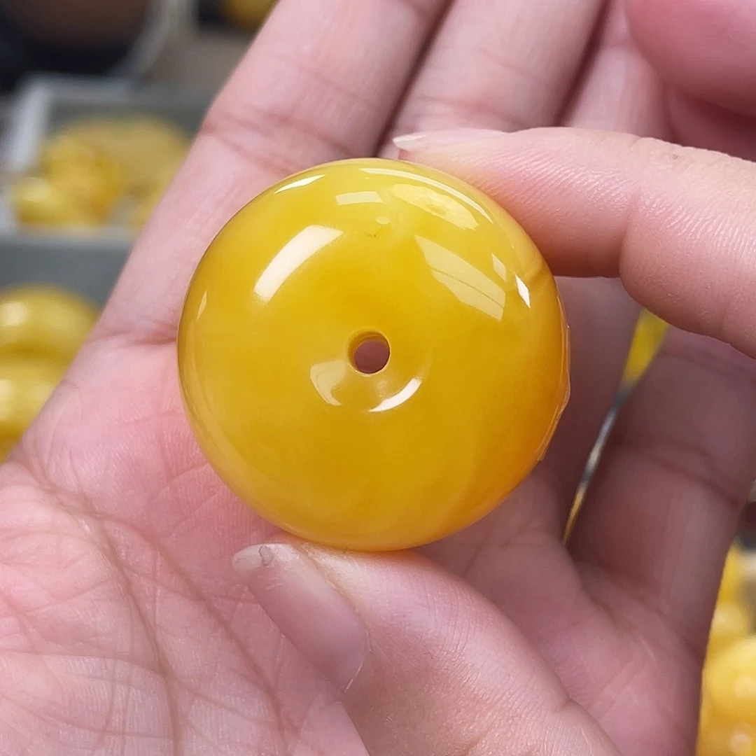 琥珀未镶嵌裸石h25微瑕