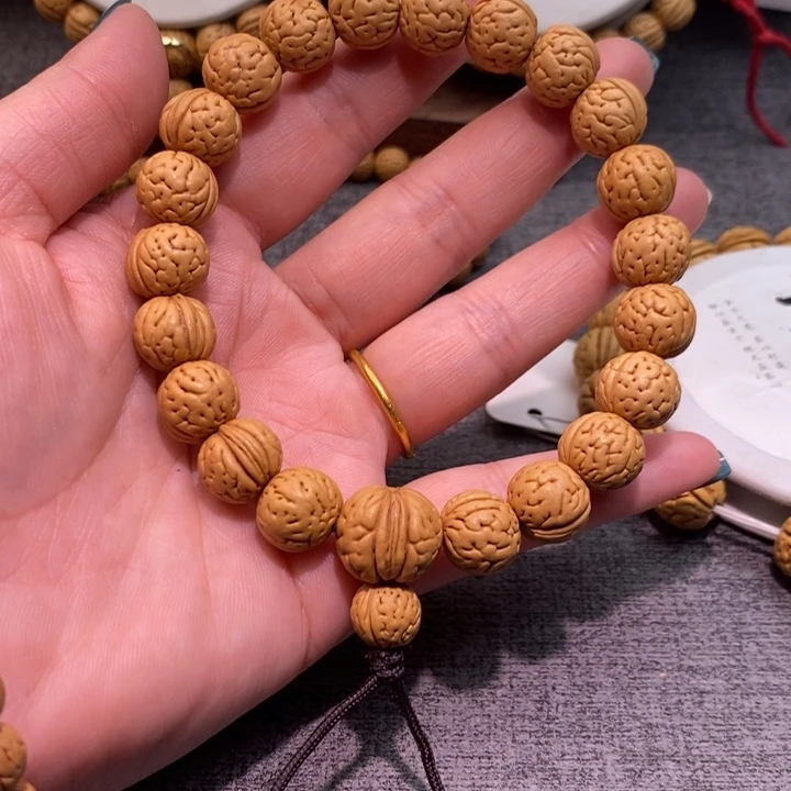 桃核吊坠肌肉纹边12.2肚12.4庄11