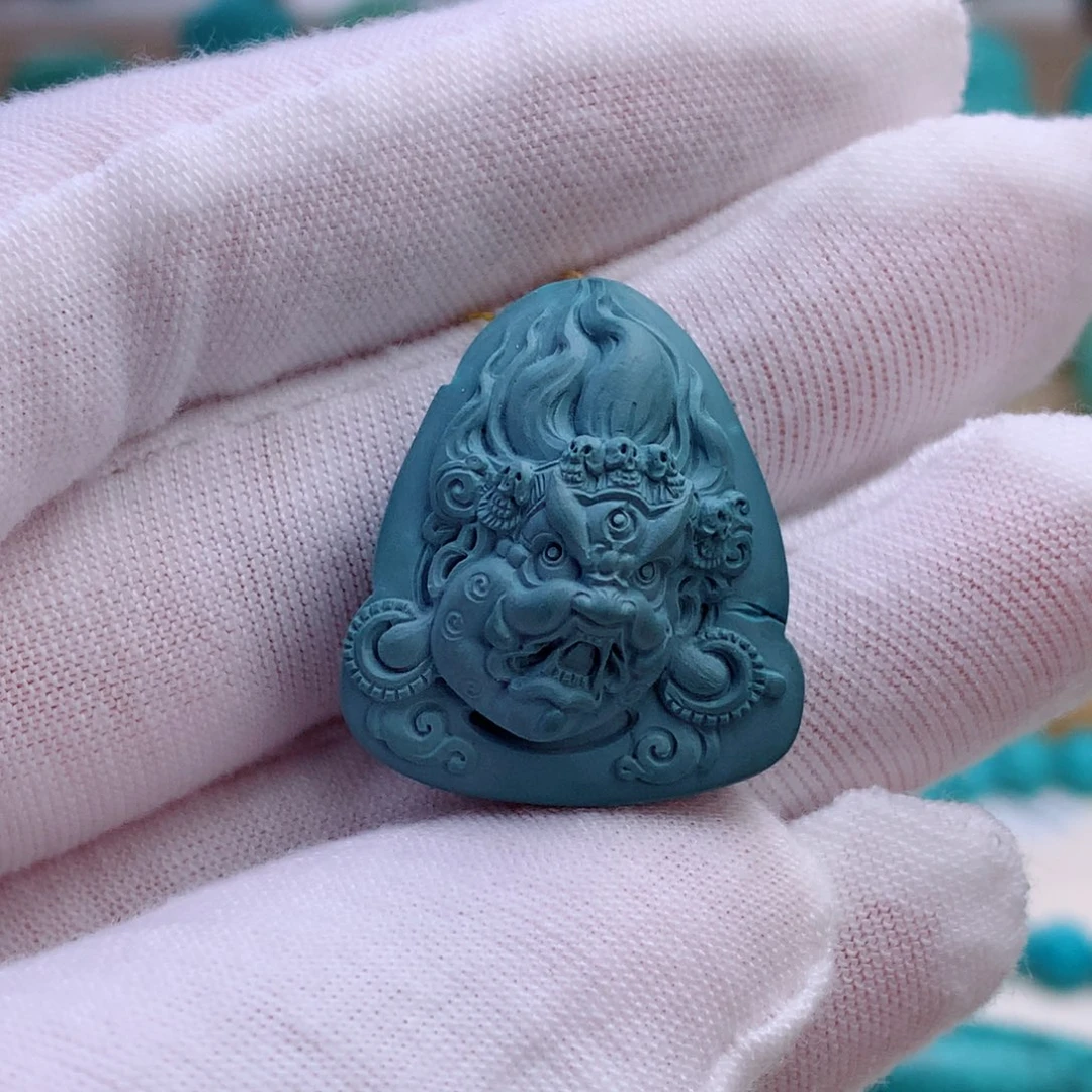 绿松石未镶嵌挂件