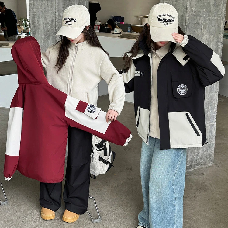 女童三合一可拆卸冲锋衣2025春秋季新款工装夹克大儿童秋冬装外套