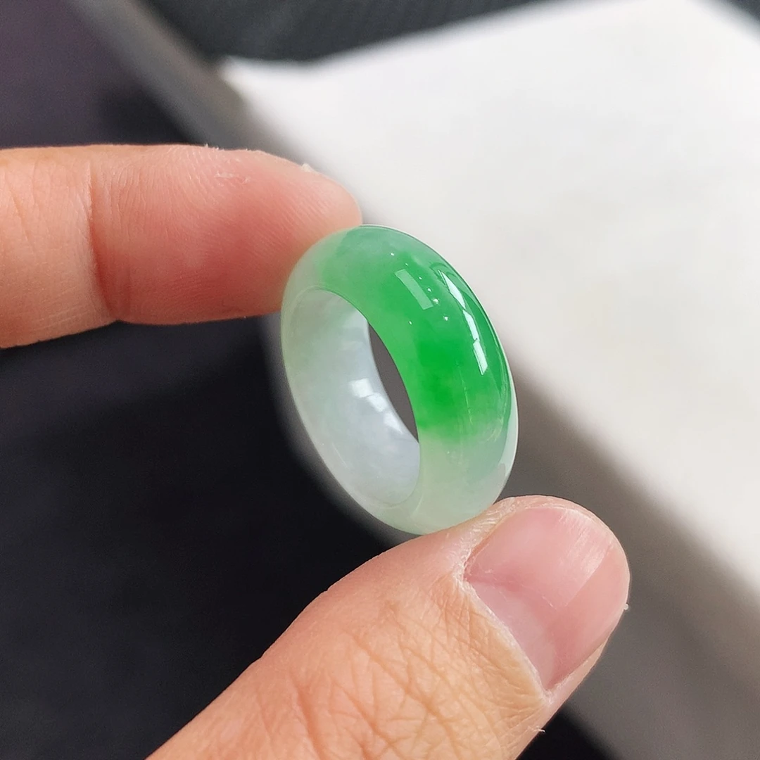 翡翠未镶嵌戒指12号
