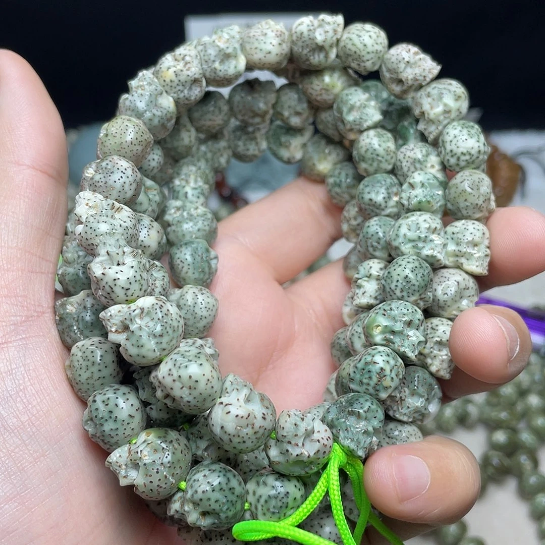 *****吊坠星月菩提13.5尺寸，石玉料，带备籽