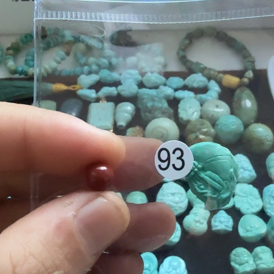 蒲***英南红玛瑙未镶嵌珠宝奇石