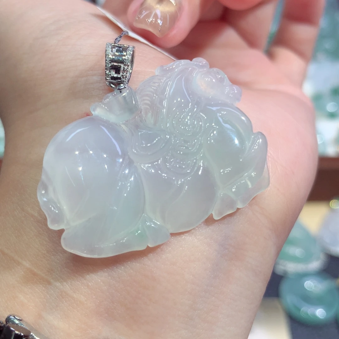 吊坠(不含链)18K金镶嵌翡翠