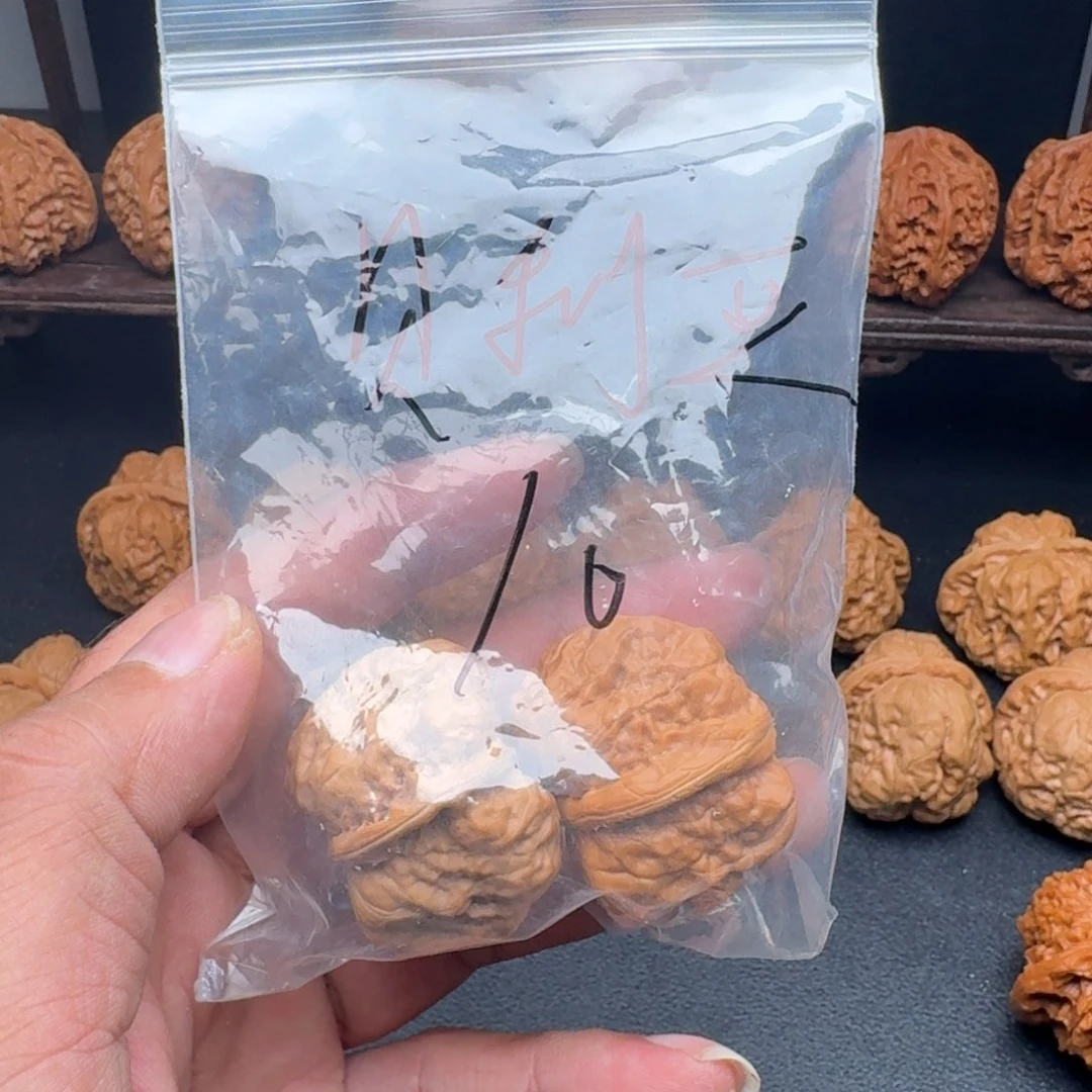 文玩核桃吊坠贝*亚蛤蟆33