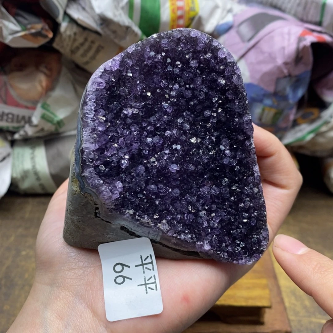 紫晶乌拉圭未镶嵌