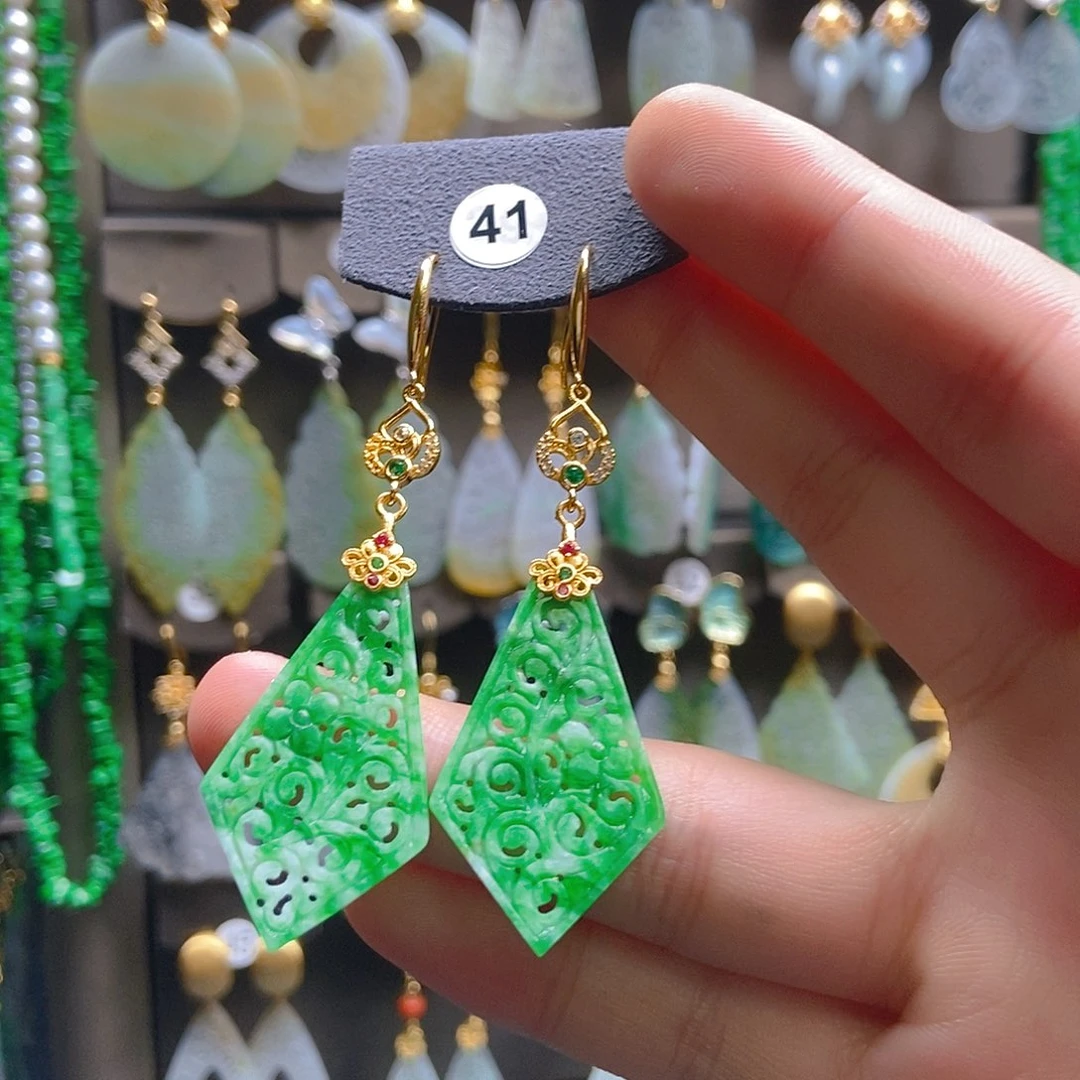 翡翠未镶嵌耳饰翡翠